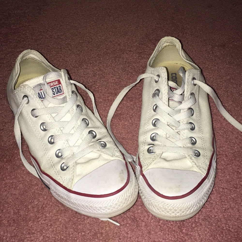 Converse Tennis Shoe
